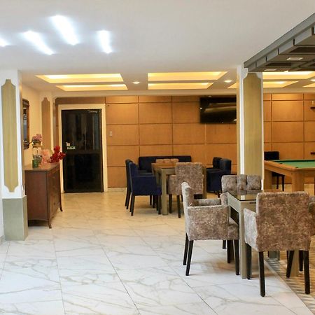 Hotel Presidente Internacional Гуаякуил Екстериор снимка