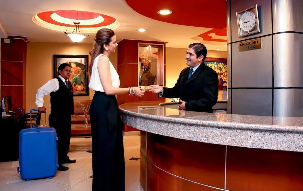 Hotel Presidente Internacional Гуаякуил Екстериор снимка